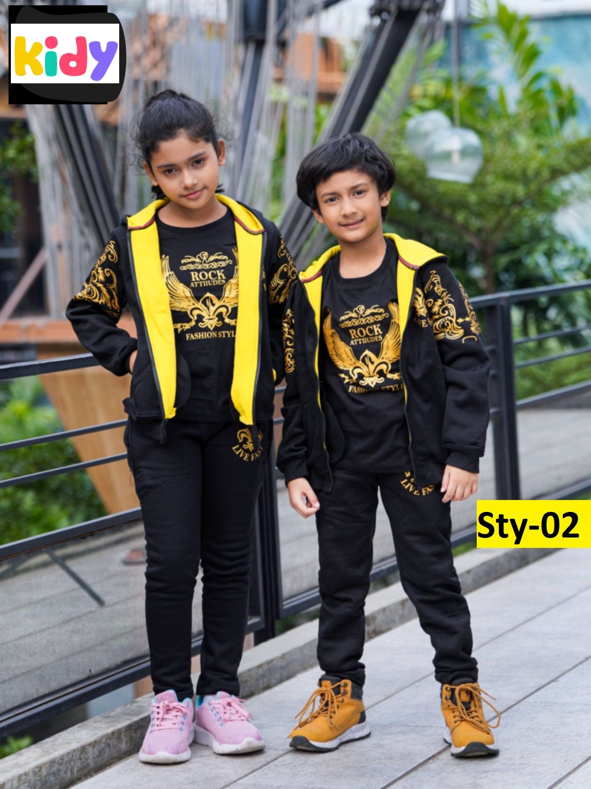 হুডি, t shirt, এবং প্যান্ট সেট ( code bh02) হুডি, t shirt, এবং প্যান্ট সেট ( code bh02)